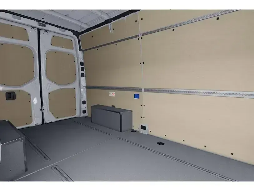 Gebraucht Mercedes Sprinter 170 PS (125 kW) 2023 Arktikweiß Van