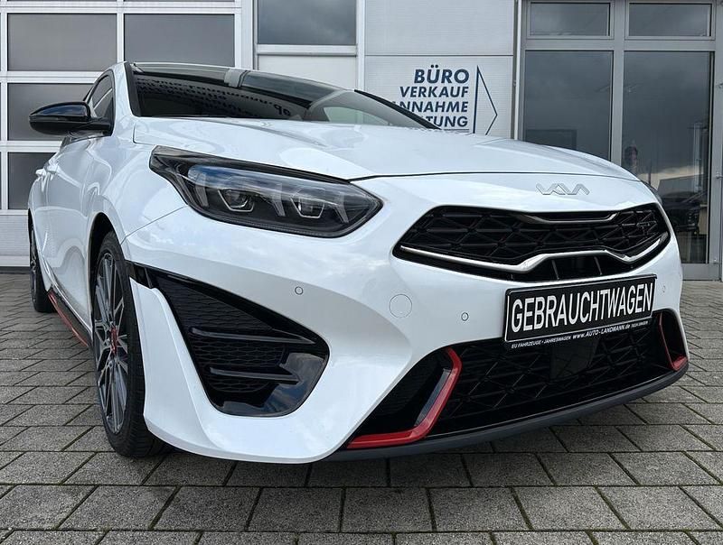 Deluxweiß Gebraucht 2022 Kia ProCeed 2 Kleinwagen | 26.790 € (Guter Preis) - Bild 1/4