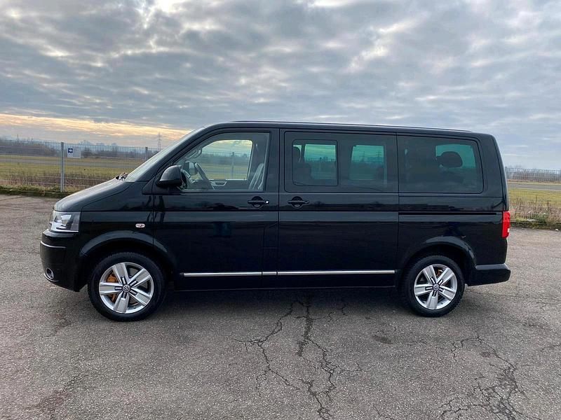 Second-hand VW T5 180 CP (132 kW) 2012 Negru Van