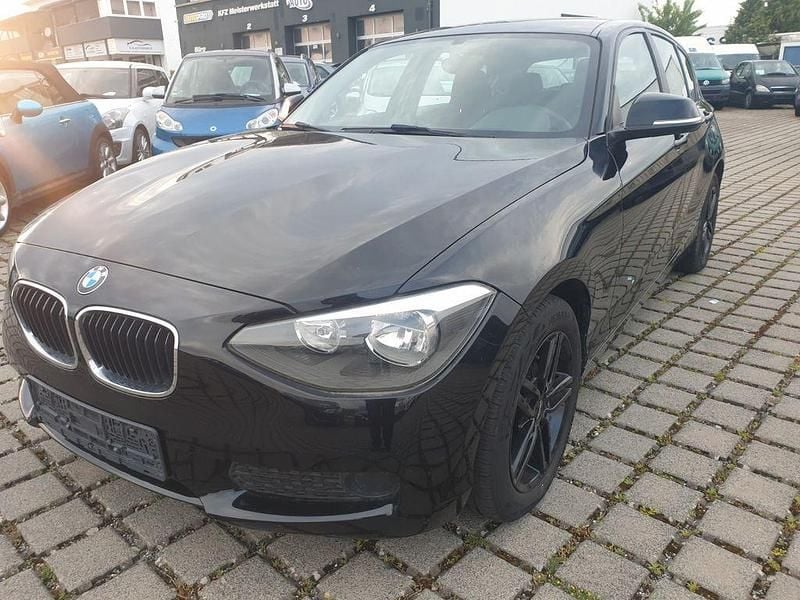 Schwarz Gebraucht 2012 BMW 114 Sport Line Kleinwagen | 2.490 € (Superpreis) - Bild 1/4