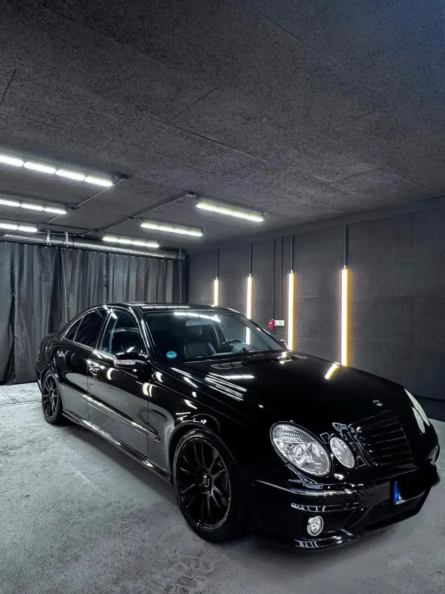 Gebraucht Mercedes E500 306 PS (225 kW) 2003 Schwarz Limousine