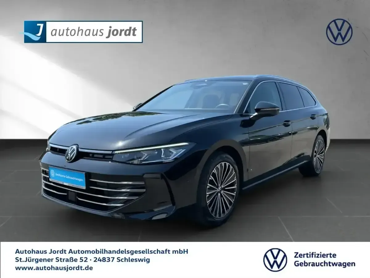 Gebraucht VW Passat Elegance 150 PS (110 kW) 2025 Kombi