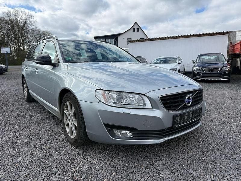 Gebraucht Volvo V70 181 PS (133 kW) 2015 Silber Kombi