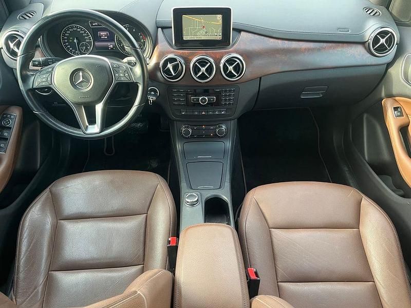 Gebraucht Mercedes B220 184 PS (135 kW) 2013 Other Van / Kleinbus