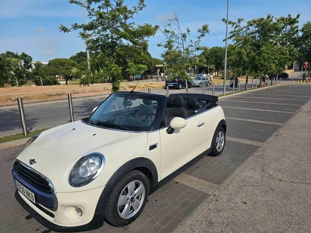 Gebraucht Mini Cooper D 116 PS (85 kW) 2016 Weiß Kleinwagen