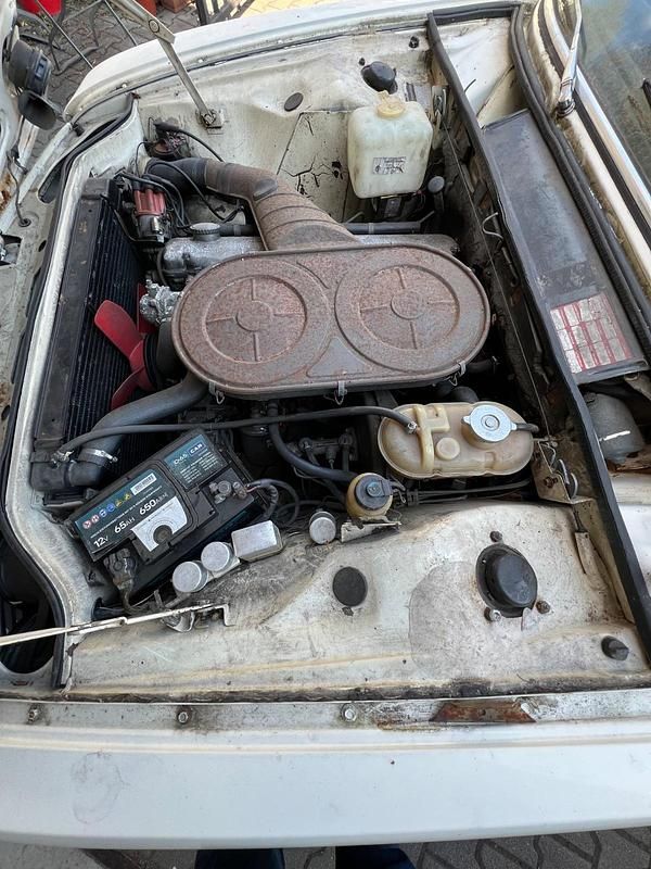 Second-hand BMW 2500 1970 Alb Berlinǎ