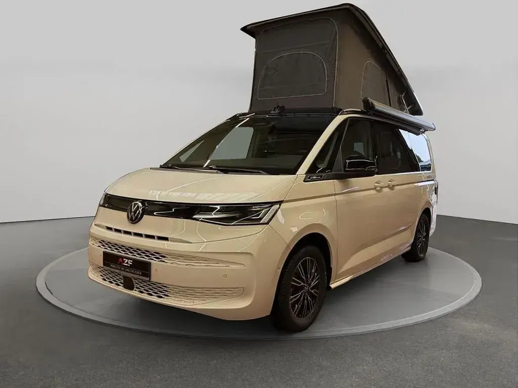Gebraucht VW California Beach 150 PS (110 kW) 2026 Candyweiß / deep black perleffekt Van