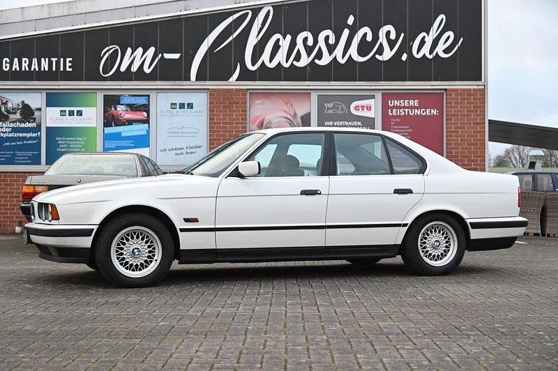 Gebraucht BMW 520 150 PS (110 kW) 1994 Weiß Kombi