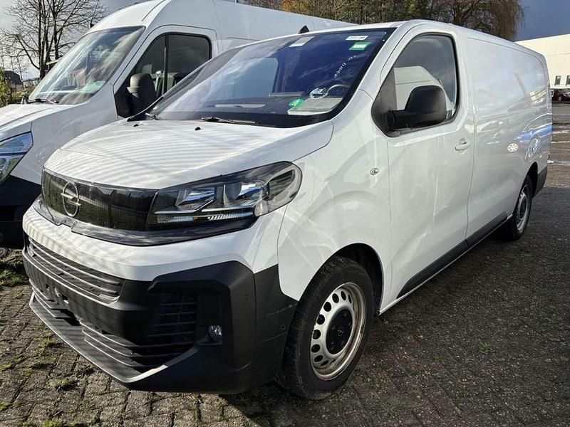 Kaolin weiß Gebraucht 2024 Opel Vivaro S Van / Kleinbus | 25.490 € (Fairer Preis) - Bild 1/4