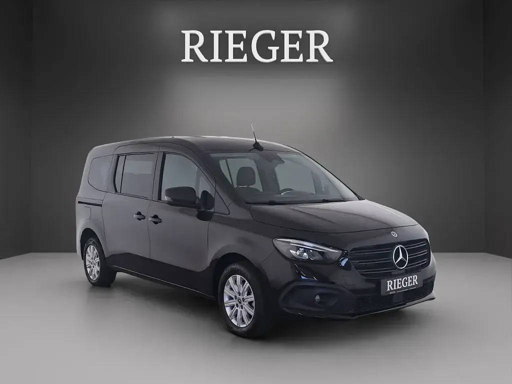 Gebraucht Mercedes Citan 113 Progressive 131 PS (96 kW) 2024 Schwarz Van / Kleinbus
