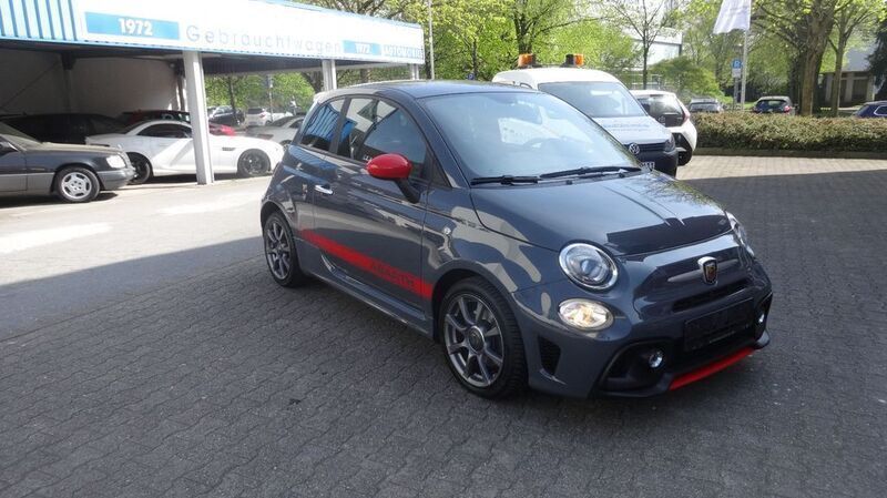 Grau Gebraucht 2018 Abarth 595 Basis Kleinwagen | 13.800 € (Fairer Preis) - Bild 1/4