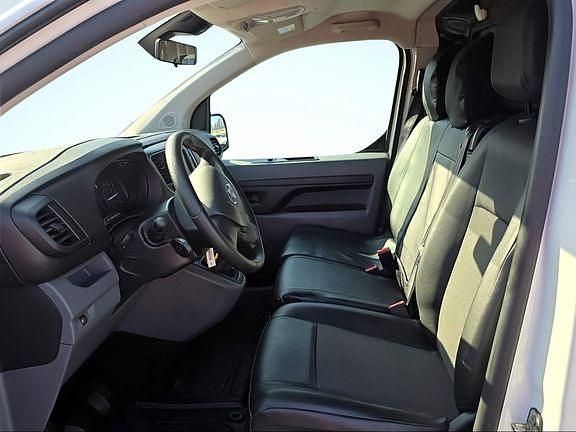 Gebraucht Toyota Proace 120 PS (88 kW) 2020 Schaumweiß Van / Kleinbus