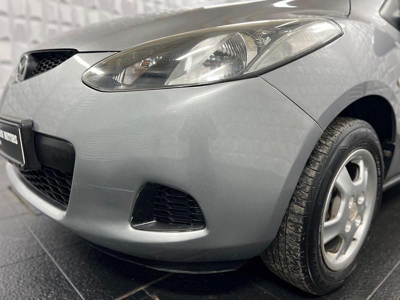 Gebraucht Mazda 2 Impuls 75 PS (55 kW) 2009 Grau Kleinwagen
