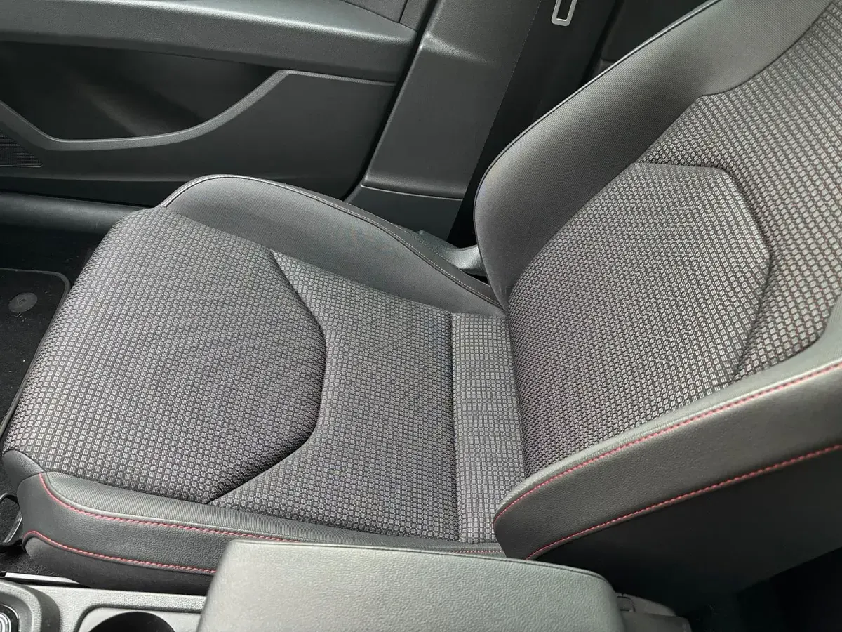 Gebraucht Seat Leon FR 150 PS (110 kW) 2019 Schwarz Kleinwagen