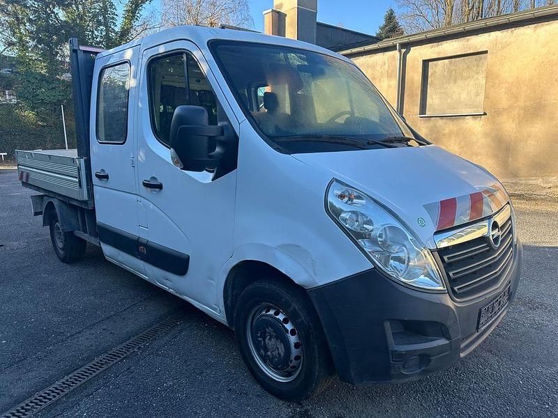 Gebraucht Opel Movano 131 PS (96 kW) 2018 Weiß Van / Kleinbus