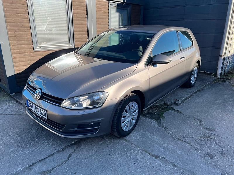 Gebraucht VW Golf VII 85 PS (62 kW) 2014 Grau Limousine