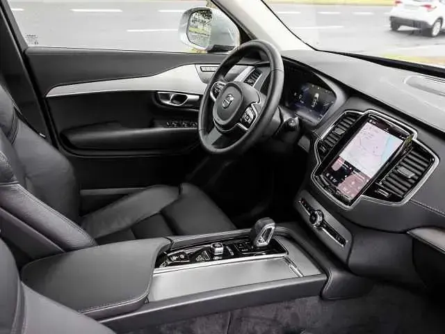 Gebraucht Volvo XC90 173 PS (127 kW) 2023 SUV