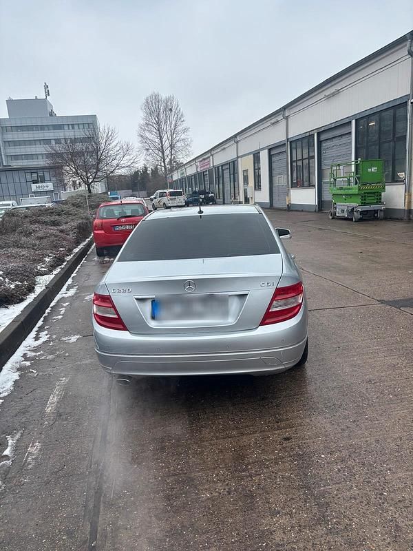 Gebraucht Mercedes C220 170 PS (125 kW) 2011 Silber Limousine