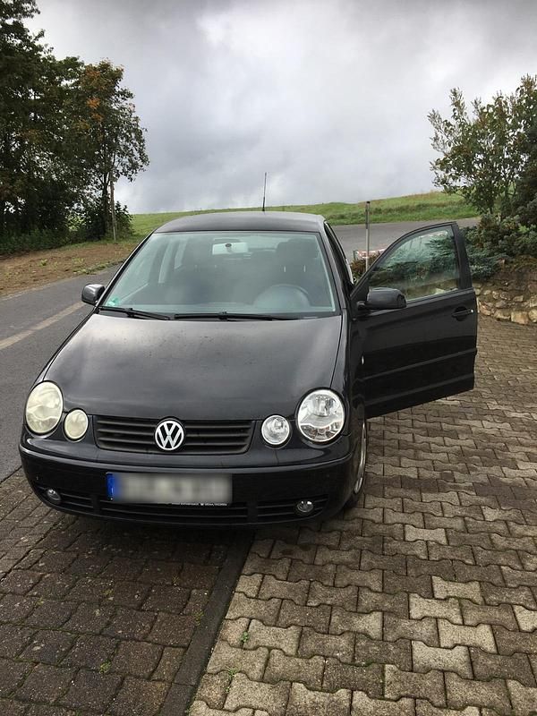 Schwarz Gebraucht 2005 VW Polo Kleinwagen | 1.950 € (Fairer Preis) - Bild 1/4