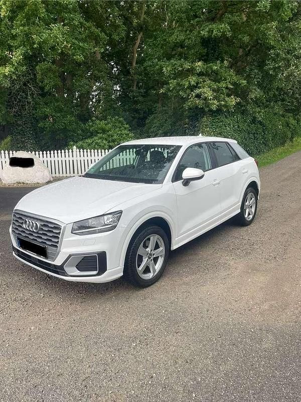 Weiß Gebraucht 2018 Audi Q2 Sport SUV | 19.990 € (Fairer Preis) - Bild 1/4
