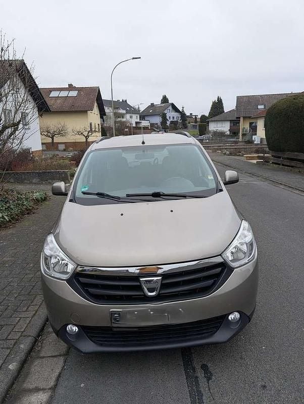 Gebraucht Dacia Lodgy Lauréate 107 PS (78 kW) 2014 Van / Kleinbus