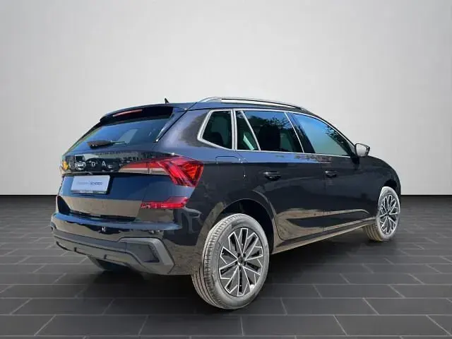 Neu Skoda Kamiq 116 PS (85 kW) 2026 Schwarzmagic perleffekt (metallic) SUV