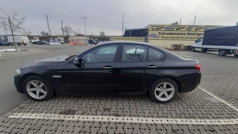Schwarz Gebraucht 2015 BMW 525 Limousine | 14.990 € (Guter Preis) - Bild 1/3