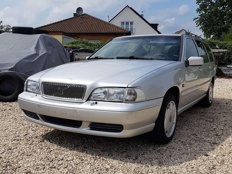 Silber Gebraucht 1998 Volvo V70 Kombi | 1.500 € (Superpreis) - Bild 1/4