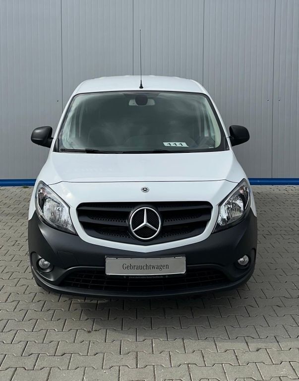 Gebraucht Mercedes Citan 111 116 PS (85 kW) 2020 Weiß Van / Kleinbus