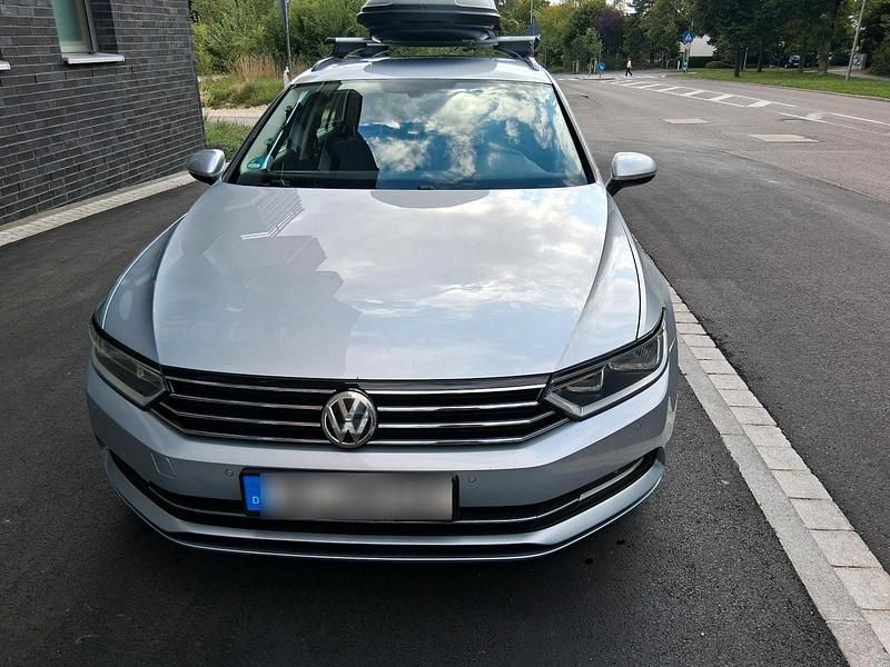 Silber Gebraucht 2014 VW Passat Kombi | 14.200 € - Bild 1/4