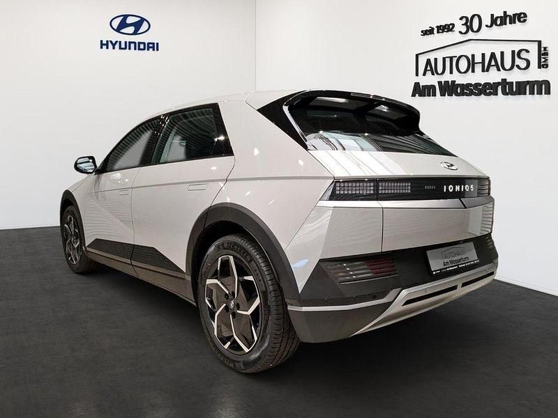 Gebraucht Hyundai Ioniq Dynamiq 125 kW (170 PS) 2024 Cyber grey / met Kleinwagen