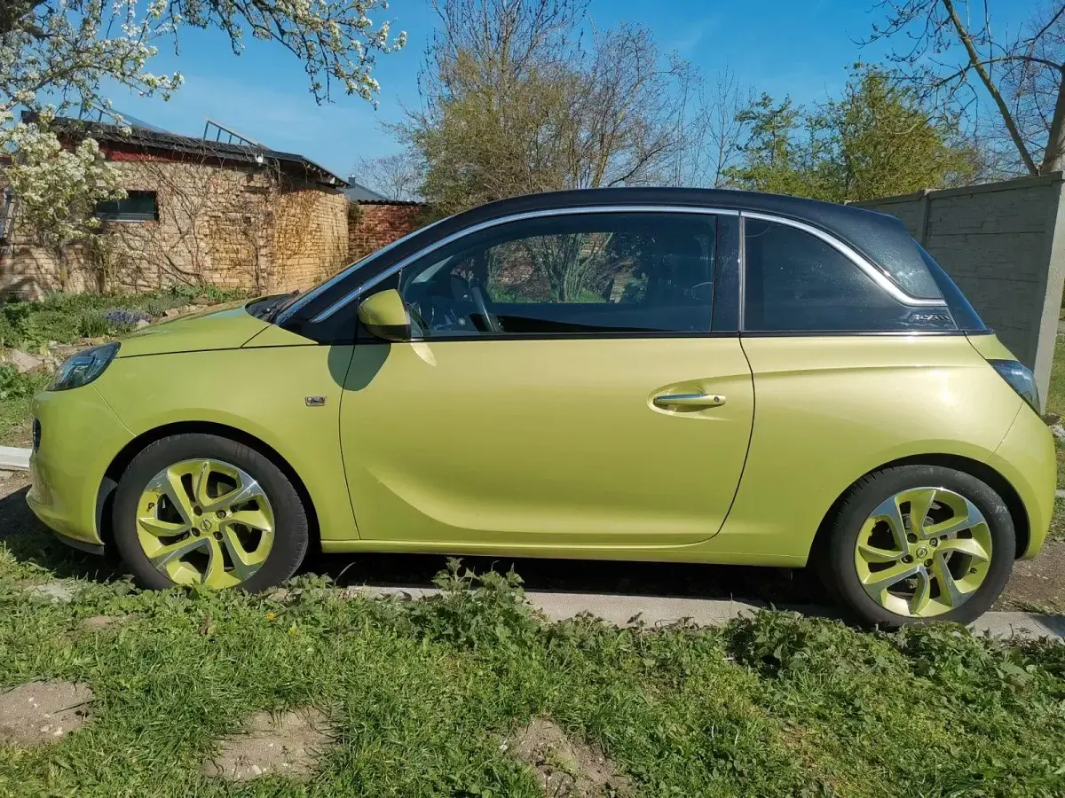 Używany Opel Adam 69 KM (50 kW) 2013 Zielony Hatchback