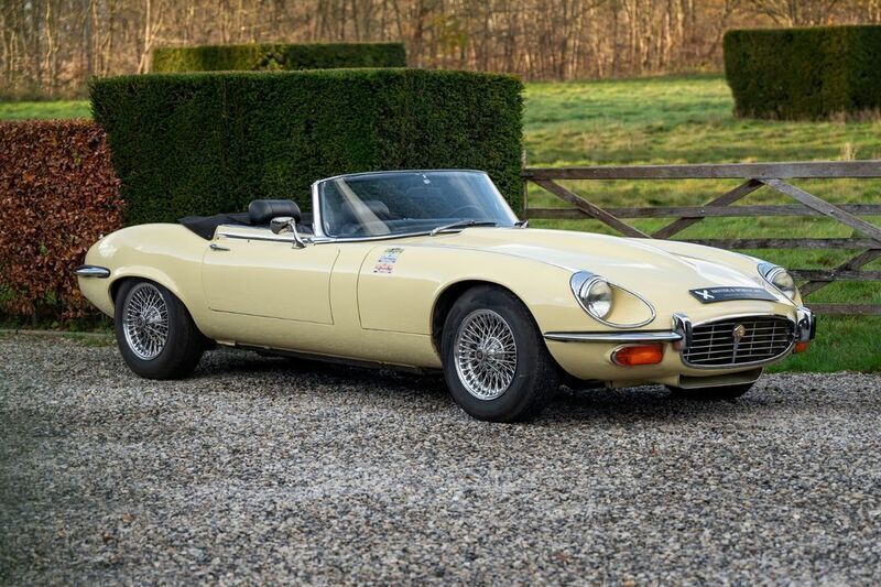 Second-hand Jaguar E-Type S 272 CP (200 kW) 1971 Bej Cabrio