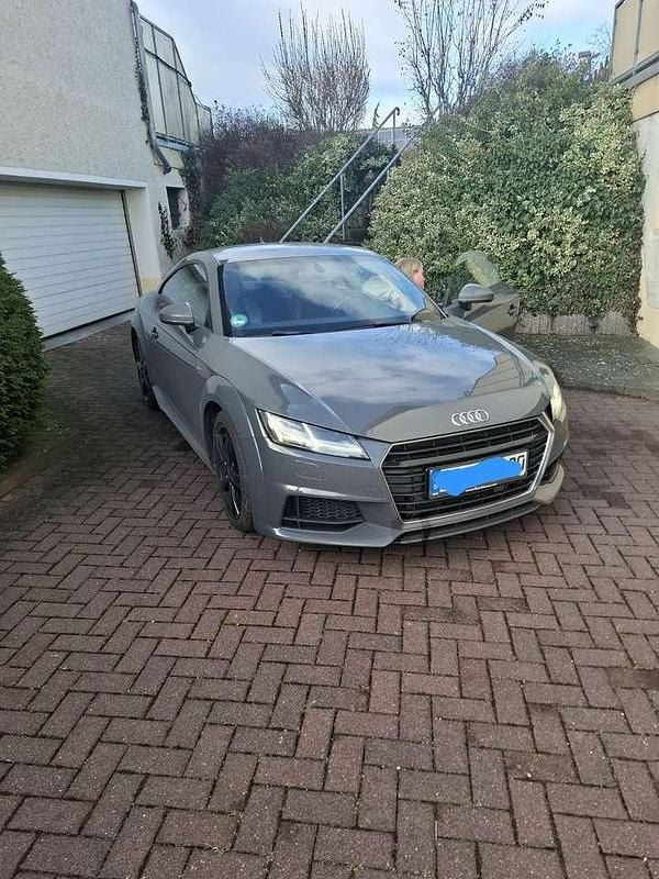 Gebraucht Audi TT 179 PS (131 kW) 2016 Grau Coupé
