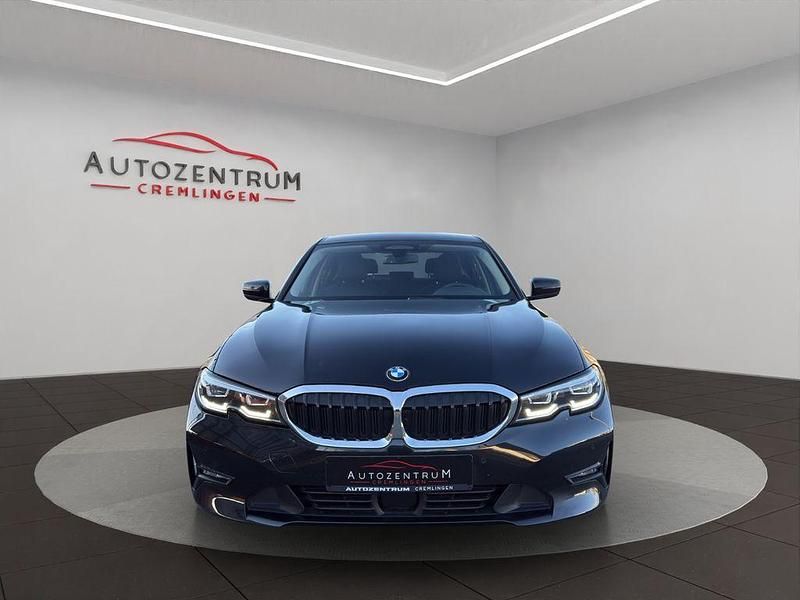 Gebraucht BMW 320 Advantage 190 PS (139 kW) 2019 Schwarz Limousine