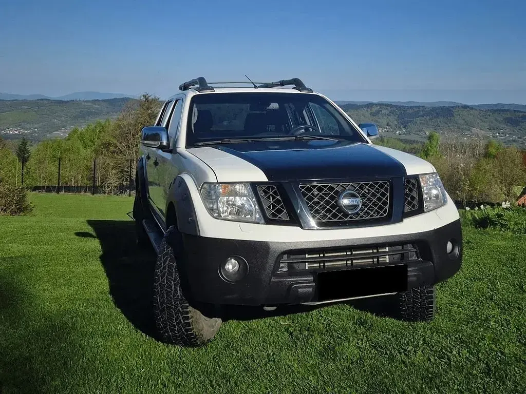Gebraucht Nissan Navara 231 PS (169 kW) 2012 Weiß Pickup