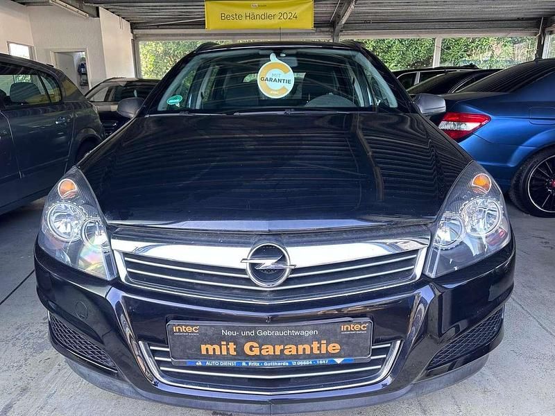 Gebraucht Opel Astra Selection 90 PS (66 kW) 2009 Saphirschwarz mi2 Kombi
