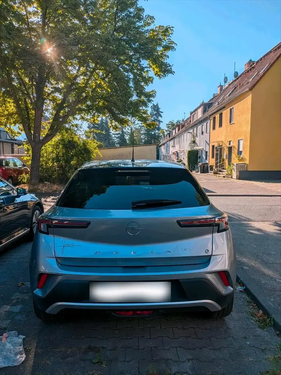 Gebraucht Opel Mokka-e Ultimate 100 kW (136 PS) 2021 Andere farben SUV