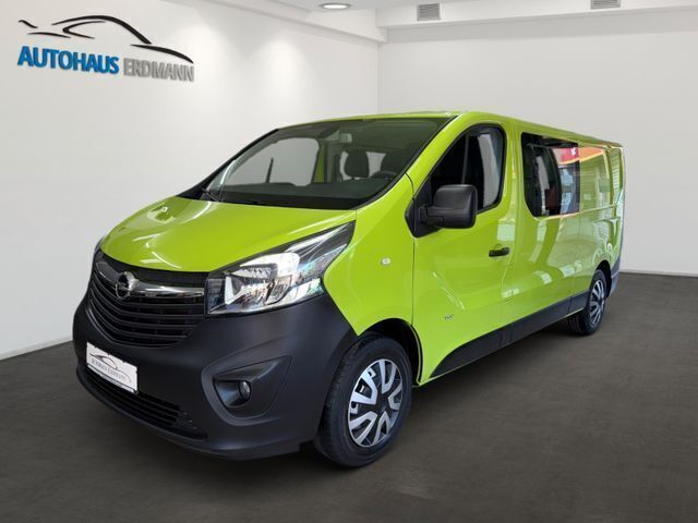 Grün Gebraucht 2017 Opel Vivaro Van | 17.999 € (Teuer) - Bild 1/3