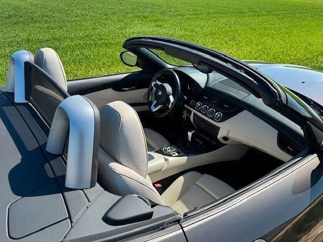 Gebraucht BMW Z4 Performance 258 PS (189 kW) 2010 Braun Cabrio