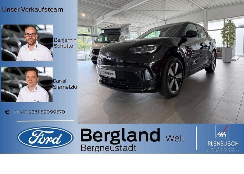 Agate black metallic schwarz Neu 2025 Ford Capri Extended Range Limousine | 51.990 € (Teuer) - Bild 1/4