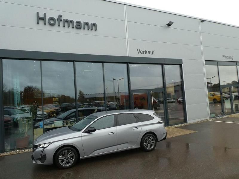 Grau Gebraucht 2024 Peugeot 308 Allure Kombi | 20.950 € (Superpreis) - Bild 1/4