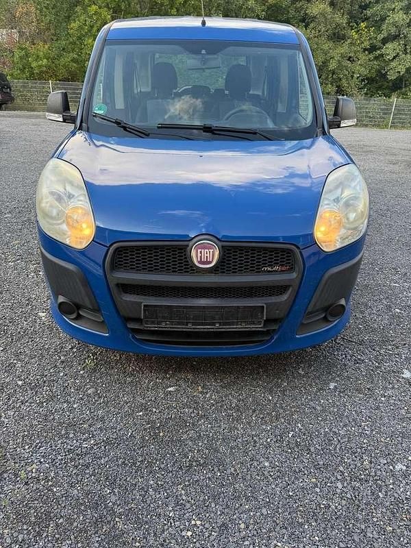 Colore esterno (riviera blau) Gebraucht 2012 Fiat Doblò Pop Van / Kleinbus | 3.500 € - Bild 1/4
