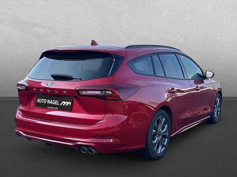 Gebraucht Ford Focus ST-Line X 155 PS (114 kW) 2025 Carbonized grey (metallic) Limousine
