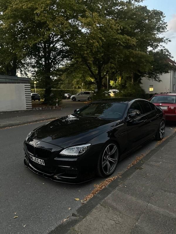 Schwarz Gebraucht 2014 BMW 640 Coupé | 27.999 € - Bild 1/4