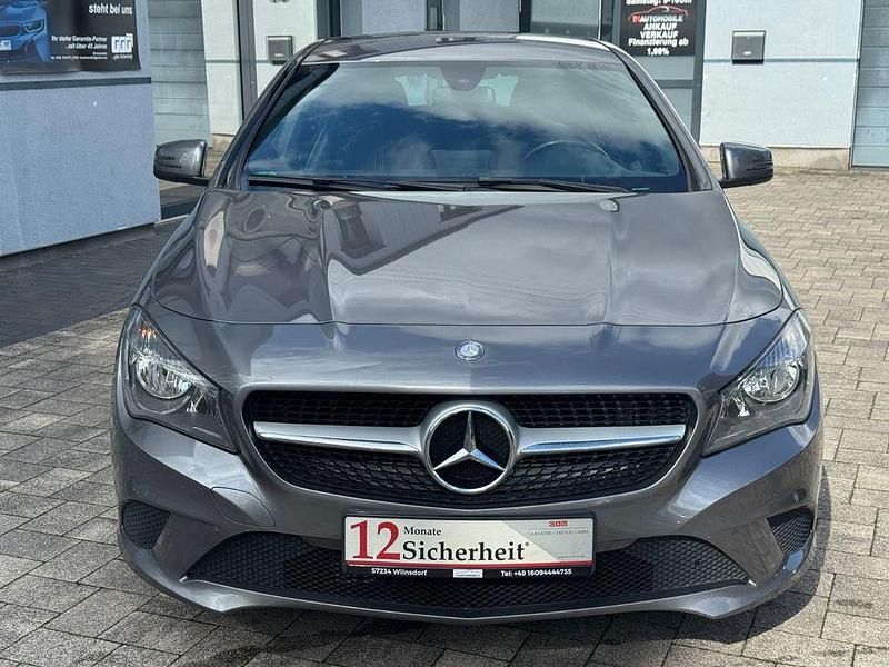 Gebraucht Mercedes CLA200 Shooting Brake 156 PS (114 kW) 2016 Grau Kombi