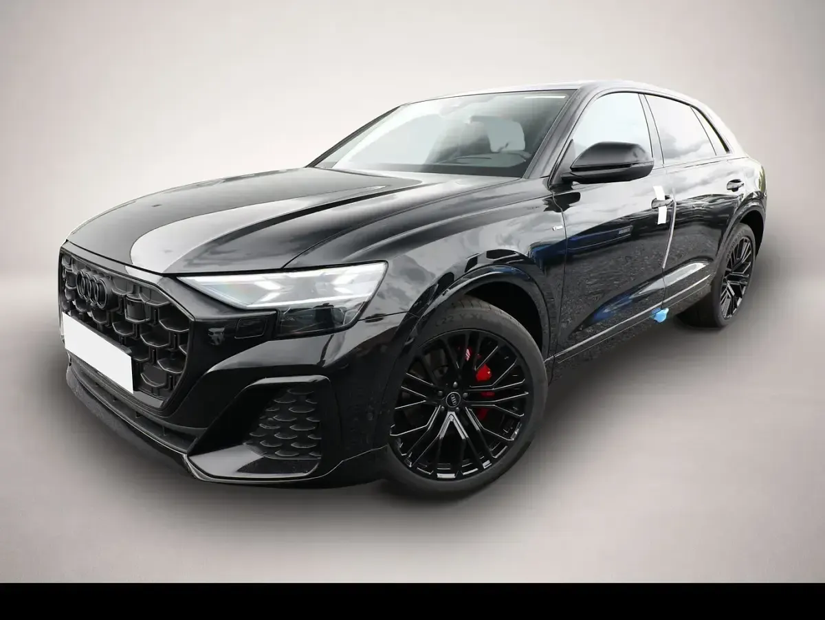 Gebraucht Audi Q8 S-Line 286 PS (210 kW) 2026 SUV