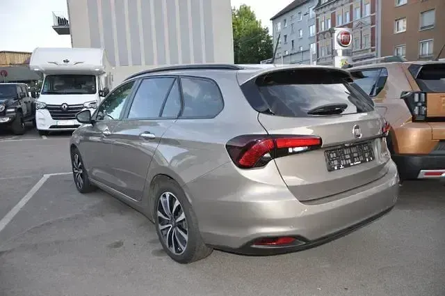 Gebraucht Fiat Tipo Lounge 140 PS (102 kW) 2020 Beige (metallic) Kombi