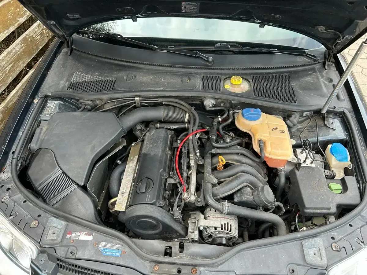 Second-hand VW Passat 102 CP (75 kW) 2000 Gri Break
