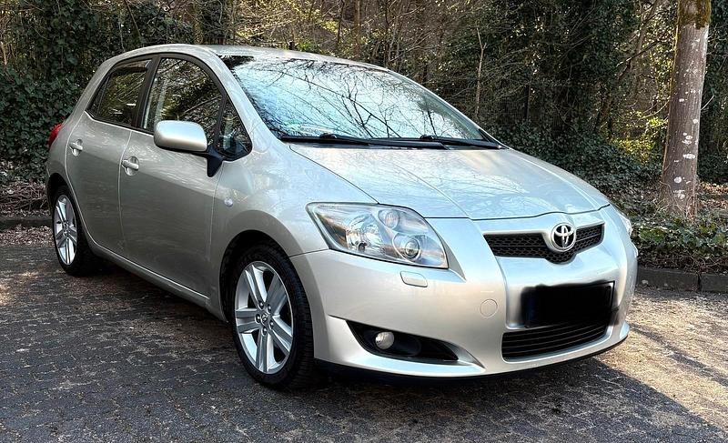 Gebraucht Toyota Auris 180 PS (132 kW) 2008 Silber Kleinwagen